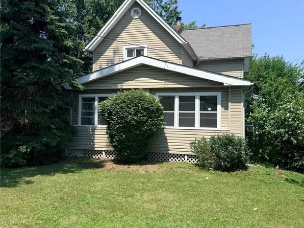 7065 Lake Shore Blvd, Mentor, OH 44060