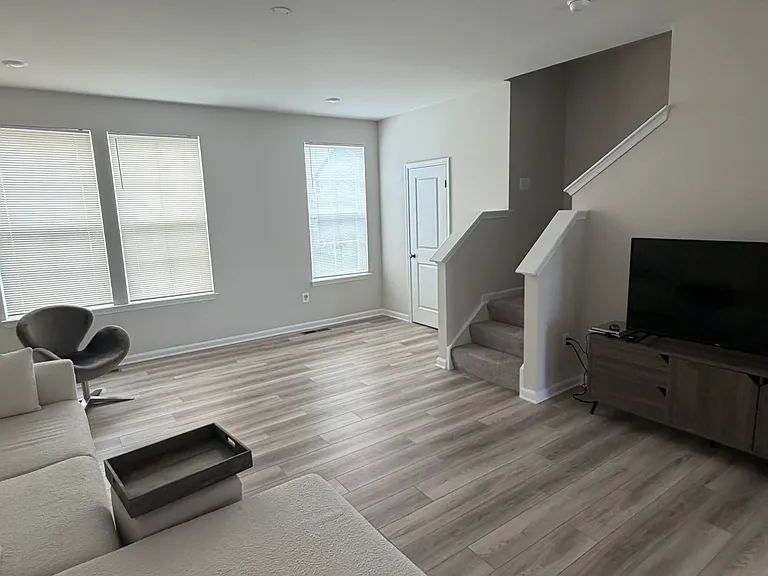 68 Winterplace Dr — Photo 15