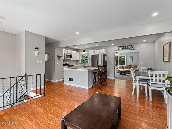 3rd image of 126 Walchest Drive