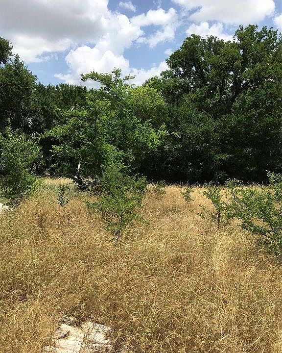 2nd image of 8636 Retta Mansfield Rd