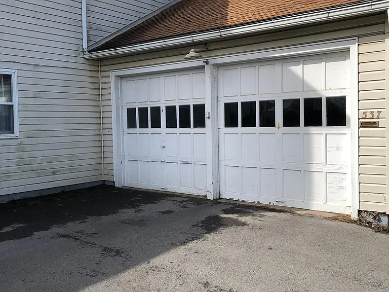 537 N Derr Dr — Photo 7
