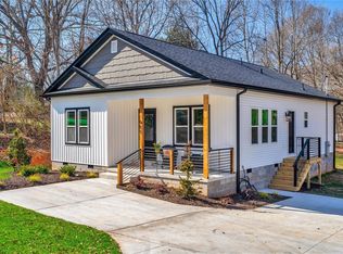 405 Graham St, Easley, SC 29640