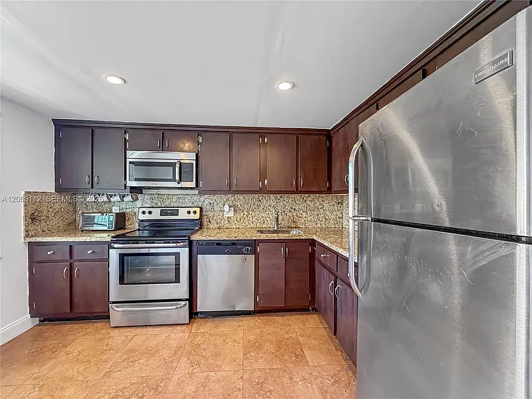 21785 Cypress Dr #46H — Photo 3