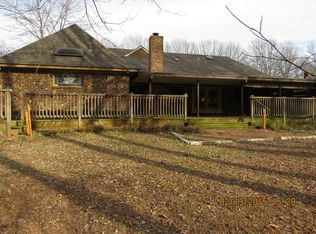 3715 Whitehill Dr, Bartlett, TN 38135