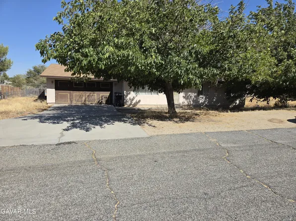 40104 174th St E, Lake Los Angeles, CA 93591