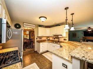2911 Cambridge Point, Maryville, IL 62062
