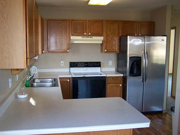 4th image of 9334 140th St NW