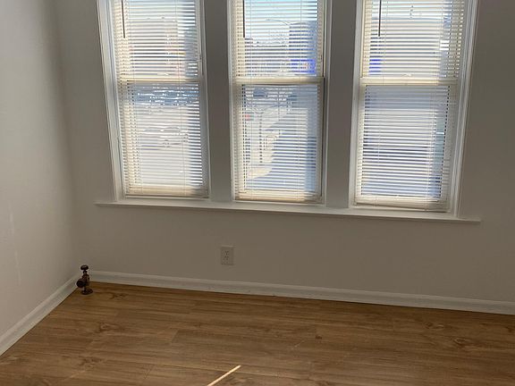 5th image of 3202 N Cicero Ave #11