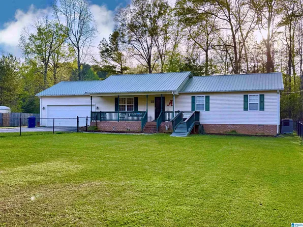 2414 Lark Ln, Oxford, AL 36203