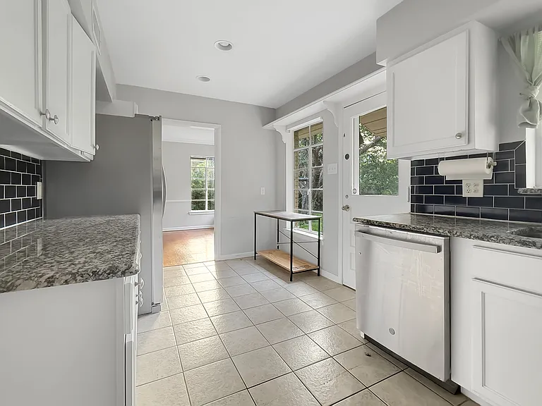 6239 Walnut Hill Ln — Photo 8