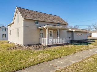 311 S Cherry St, Mount Olive, IL 62069