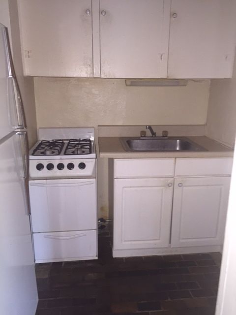 1st image of 416 NE 1st Ave APT 6