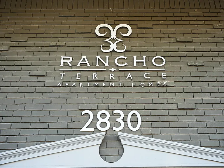 Rancho Terrace — Photo 23