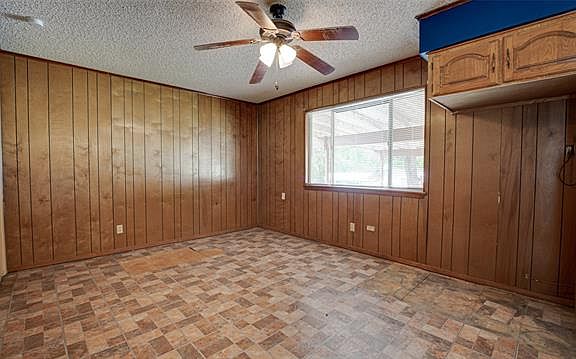 4th image of 2041 County Road 3830