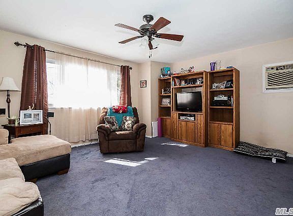 5th image of 130 Circle Dr S