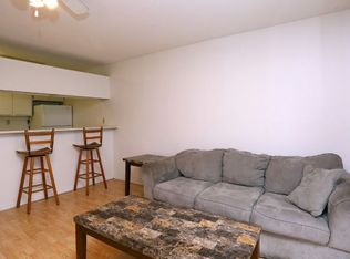 706 S Locust St, Champaign, IL 61820