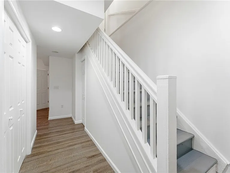 117 E Jefferson St #1 — Photo 22