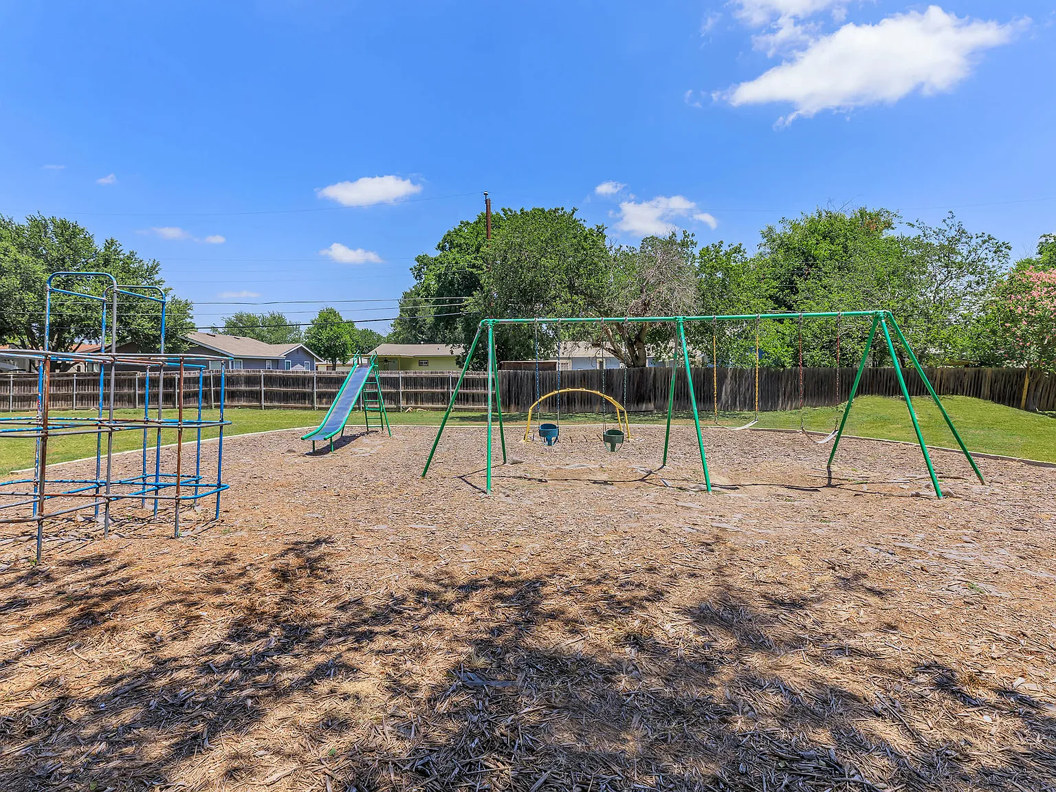 Glennwood Apartments — Photo 3