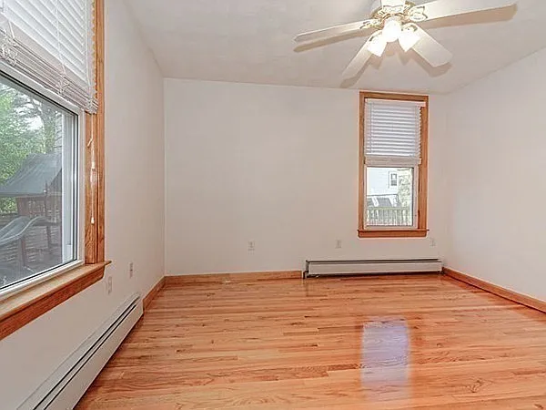 24 Burnside Ave #24 — Photo 6