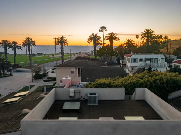 728 W 37th St, San Pedro, CA 90731