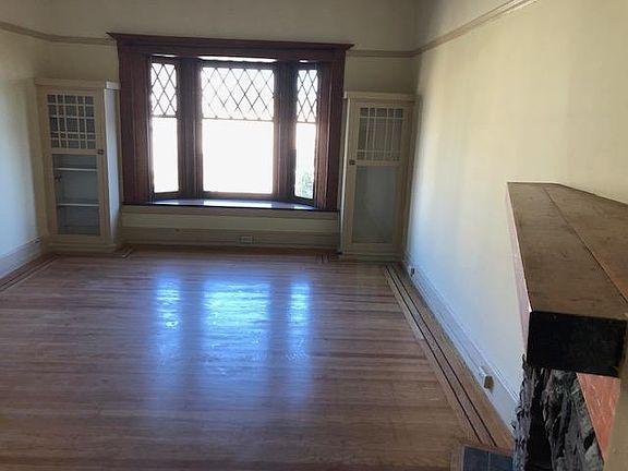 3rd image of 625 Oak St #629