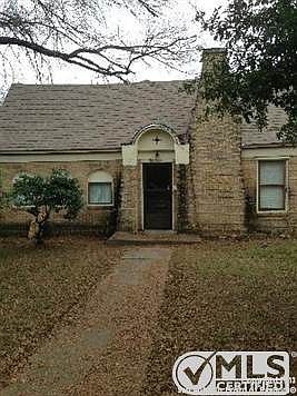 1st image of 2024 W Summit Ave