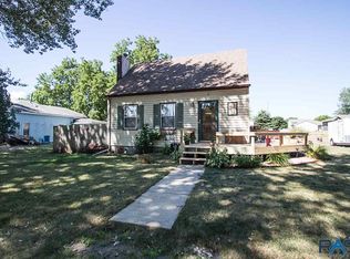 307 N Oaks Ave, Hartford, SD 57033