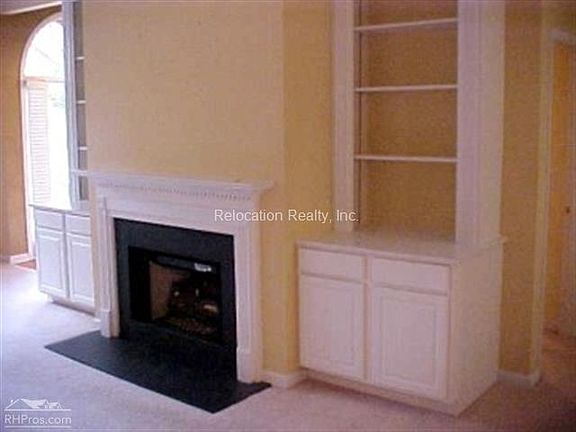 3rd image of 1561 Settlers Walk Ct SW