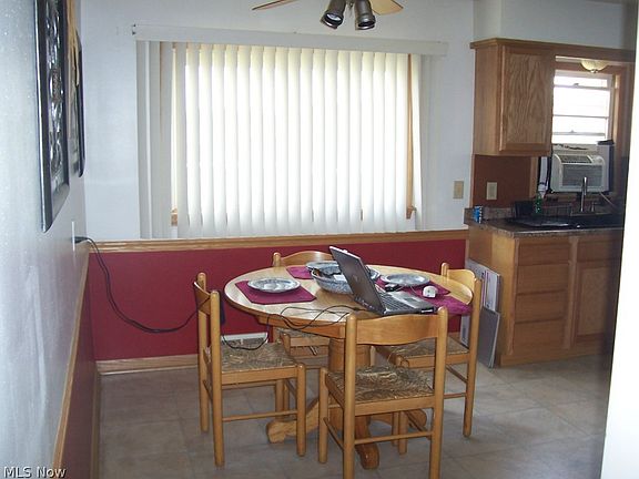 4th image of 3170 Pleasant Dr