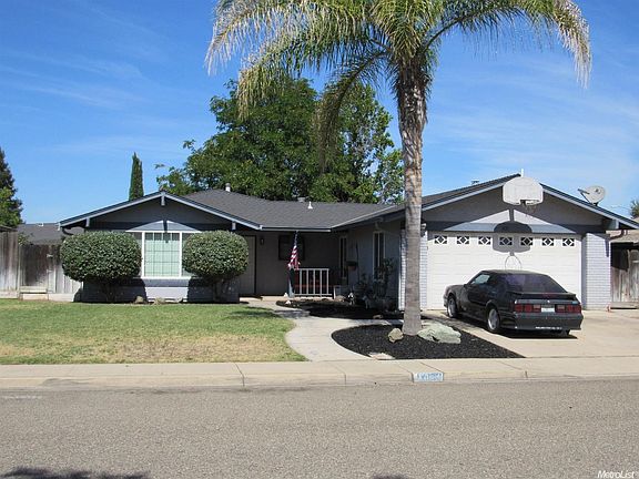 2nd image of 1051 Carleen Ct