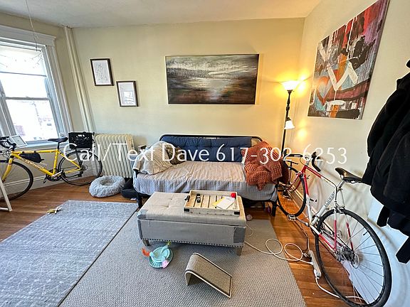 2nd image of 161 Kelton St APT 21