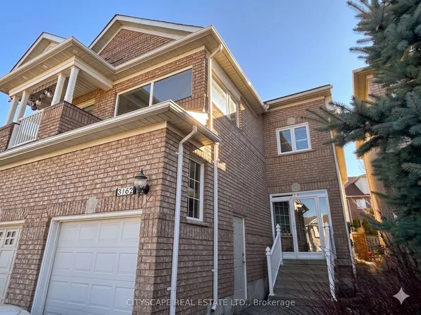 3162 Pearwood Pl, Mississauga, ON L5B 4H1