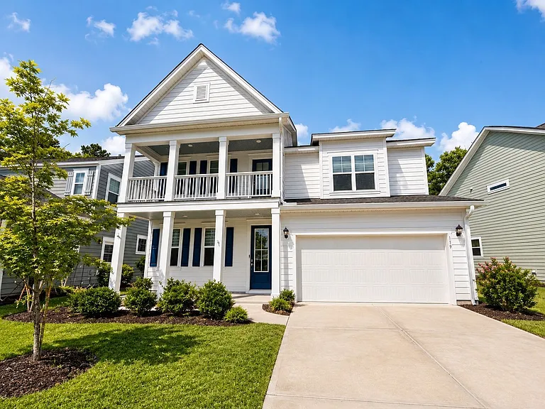 119 Cherry Grove Dr — Photo 1