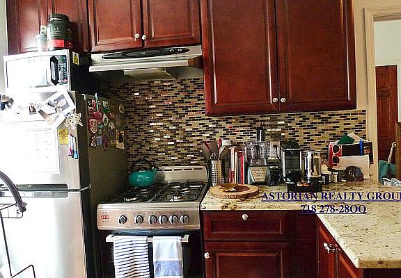 4th image of 28-44 35th St #18