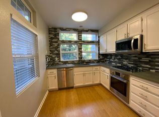 621 Swallowtail Ct, Brisbane, CA 94005