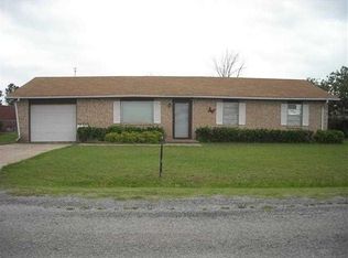 209 E Lake Dr, Temple, OK 73568