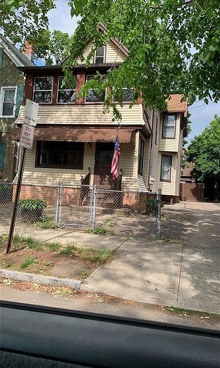 1st image of 217 Greenwich Ave