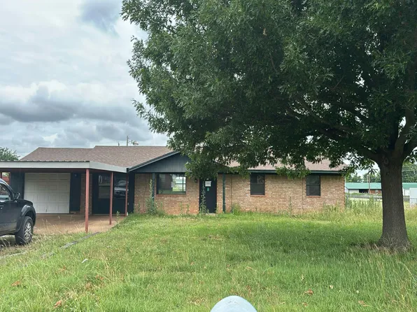 3424 Vine St, Chickasha, OK 73018