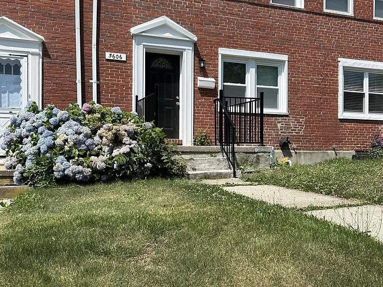 5606 Clearspring Rd — Photo 1