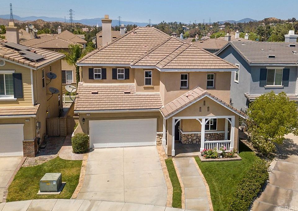 1st image of 27622 Olive Mill Ct