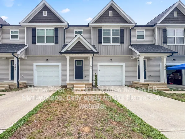 302 Beaumont Cir, Clemmons, NC 27012