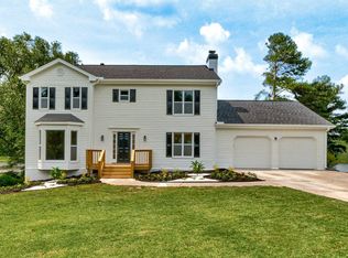 1221 Summit Chase Dr, Snellville, GA