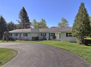 539 Crystal Dr, Frankfort, MI 49635