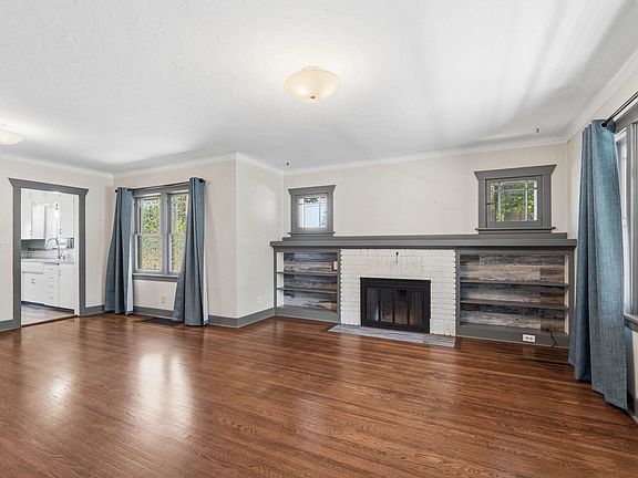 5th image of 3302 W 8th Ave