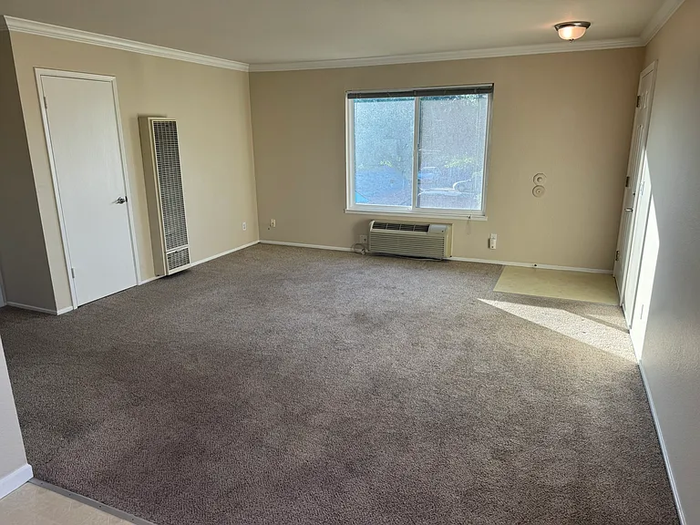 383 N M St #2 — Photo 4