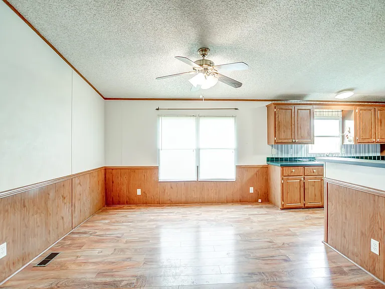 37A Riverside Ln — Photo 5