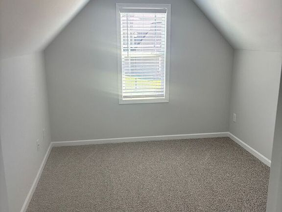 5th image of 112 Edgefield St