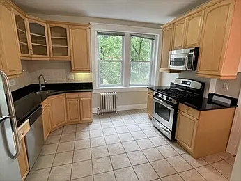 235 Freeman St #6 — Photo 2