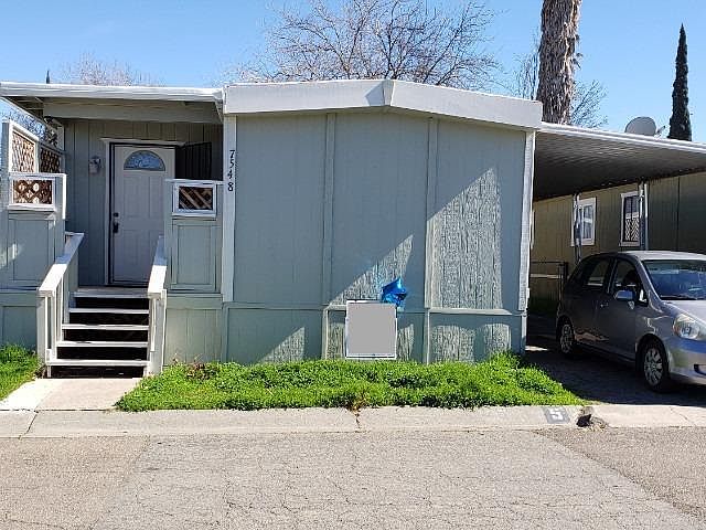 1st image of 7548 La Bella Cir