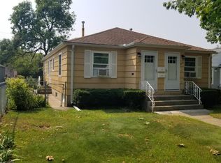 1416 Lake St NE, Hopkins, MN 55343